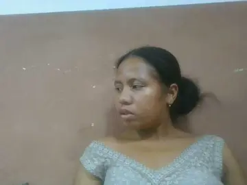 Bongacams Live Sex Cam of Tharcile