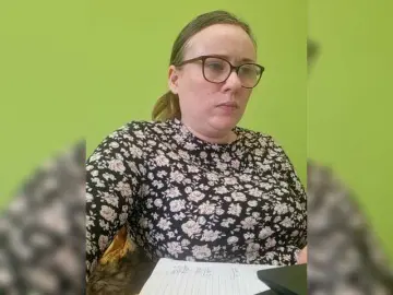 Bongacams Free Live Porn of Emmalou38