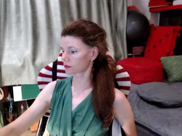 Bongacams Live Sex Cam of kellysurfing