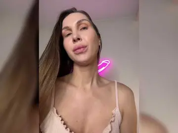 Bongacams Watch Live Sex Cams of hothoneybabe