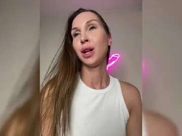 Bongacams Sex Chat of hothoneybabe