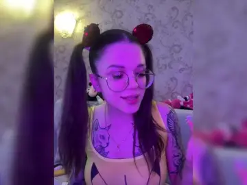 Bongacams Watch Live Sex Cams of Flipflapsolo