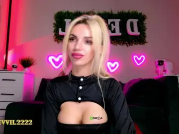 Bongacams Watch Live Sex Cams of Devil2222
