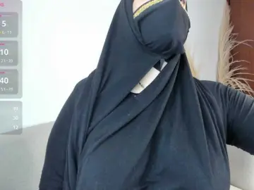 Bongacams Nude Webcam of zully-arabb