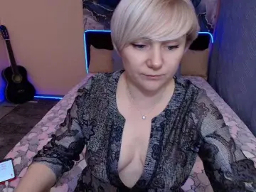 Bongacams Live Sex of Blond-Pearl