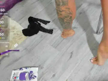 Bongacams Watch Live Sex Cams of Maya-Hellen