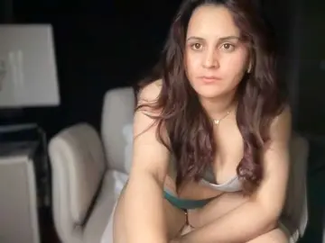 Bongacams Free Live Porn of ema-love