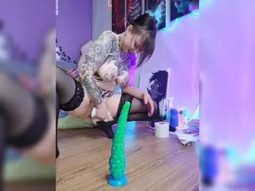 Bongacams Sex Chat of -Yourgirl