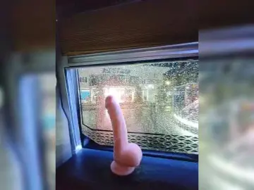 Bongacams Live Sex Cam of livemyself1