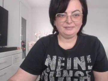 Bongacams Adult Video Chat of Emyllywhite