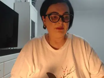 Bongacams Private Sex Chat of Emyllywhite