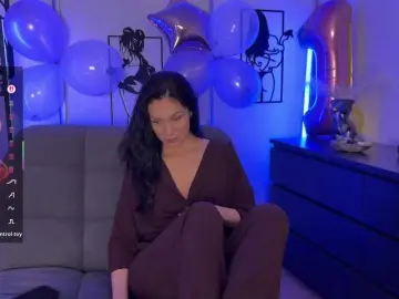Dildo play milf cams