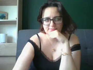 Bongacams Watch Live Sex Cams of sensualParis
