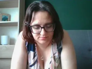 Bongacams Best live sex cam show of sensualParis