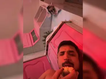 Bongacams Free Porn Cam of VIP17CoupleDream