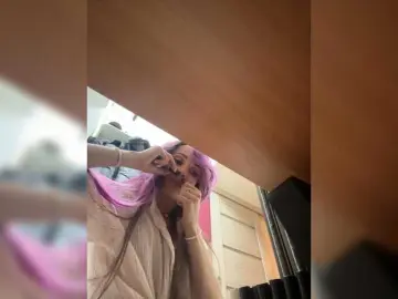 Bongacams Free Porn Cam of VIP17CoupleDream