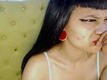 Bongacams Live Sex Cam of Blackstar011