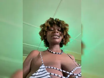 Bongacams Live Sex Cam of Lubicharm