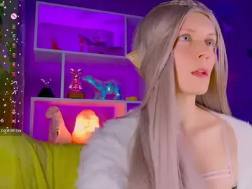 Bongacams Watch Live Sex Cams of -Fresh-