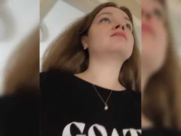 Sucking milf cams