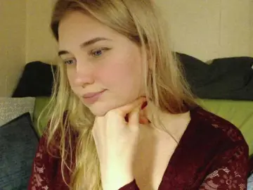 Bongacams Free Porn Cam of MissLilyAbrams