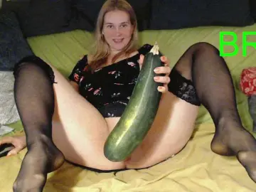 Bongacams Adult Video Chat of MissLilyAbrams