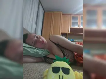 Bongacams Free Porn Cam of SashaMitchell