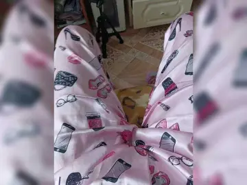 Sucking milf cams