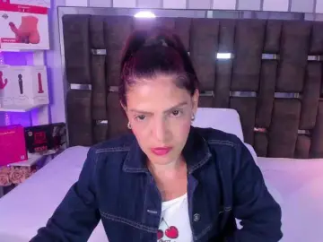 Bongacams Sex Cam of Kate-Roose