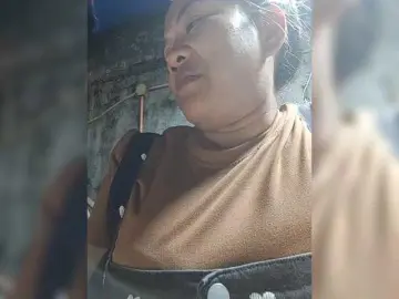 Bongacams Watch Live Sex Cams of NaughtyWetPieXx