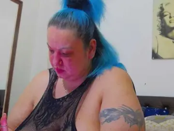 Bongacams Free Porn Cam of BBWBlackDevon