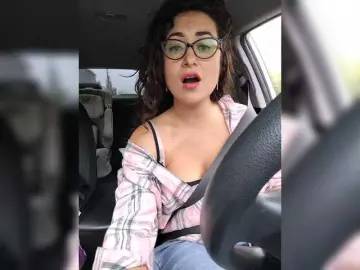 Bongacams Free Live Porn of AlicaMiller
