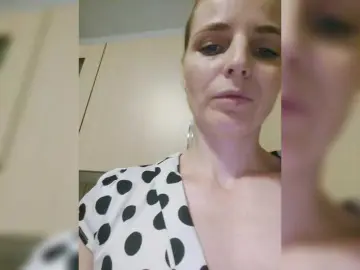 Bongacams Free Porn Cam of Lulu-Erotica