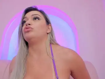 Bongacams Free Live Porn of milaowens