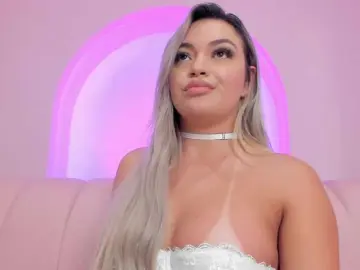 Bongacams Best live sex cam show of milaowens