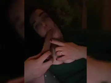 Bongacams Nude Webcam of Nelli-1