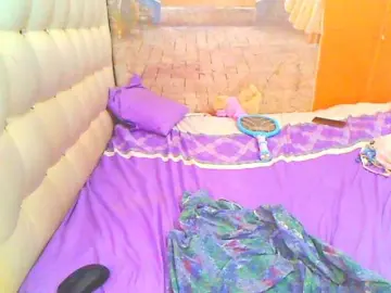 Bongacams Nude Webcam of HOTLILLIE