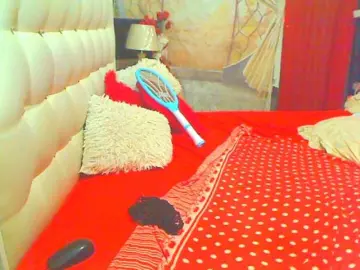 Bongacams Watch Live Sex Cams of HOTLILLIE