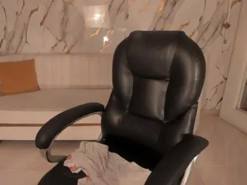 Big tits babe milf cams