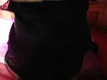 Cum on face milf cams