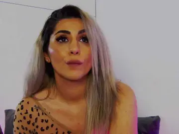 Bongacams Best live sex cam show of CelineMeyer