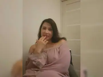 Flashing milf cams