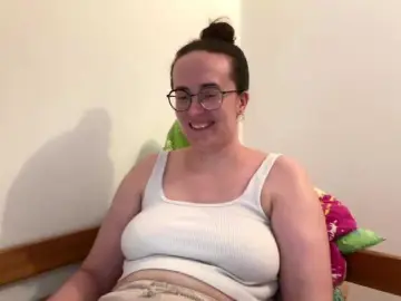 White babe milf cams