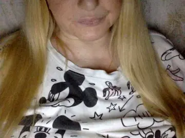 Bongacams Sex Cam of BlondyVio