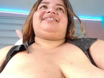 Bongacams Free Porn Cam of lexxy-bbw