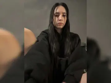 Dancing milf cams