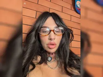 Bongacams Adult Webcam of CosmoV1be