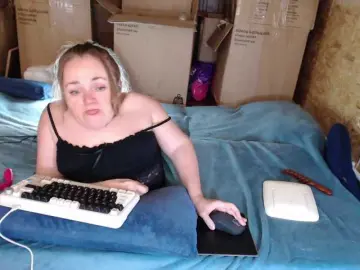 Bongacams Live Sex Cam of Julia-79