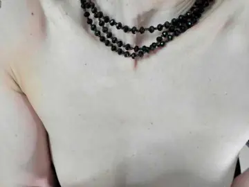 Dildofucking milf cams