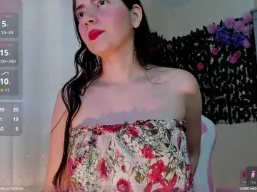 Bongacams Live Sex Cam of SweetieandJuiicy